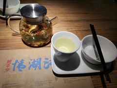 餐具摆设-江湖情酸菜鱼(万菱汇店)