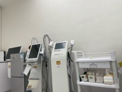 -张小熊连锁轻医美