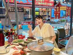 -刘姐啤酒鱼民族演艺餐厅(西街总店)