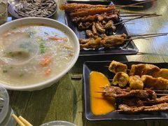 -蚝抵食·湛江生蚝(湾北路店)