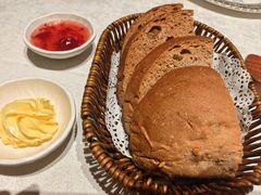 -俄士厨房(环球港店)