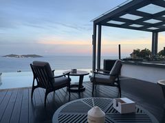 -瑰丽酒店·海吧·天际下午茶·现场DJ·天台酒吧