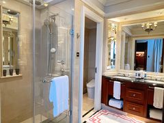 -广州富力丽思卡尔顿酒店