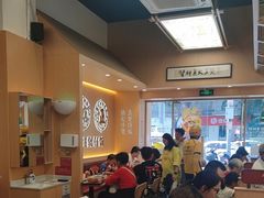 -华记煲仔华·煲仔饭(市桥易发店)