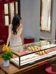 -周大福荟馆JEWELRIA(宝安南路华润万象城店)