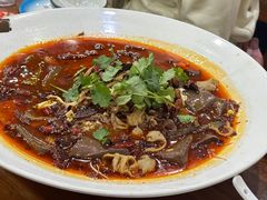 -川流不息·地道川菜·小龙虾(松东路店)