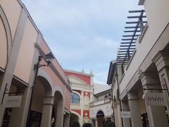 -佛罗伦萨小镇广佛名品奥特莱斯(疏港路店)