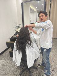 -SWANK SALON