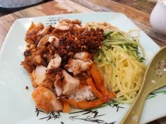 -张秀梅烤肉拌饭脆皮鸡饭