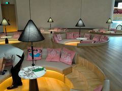 -涨巢·潮玩水疗局