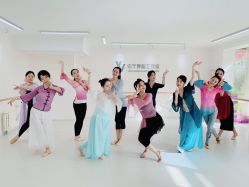 -佑宁舞蹈工作室