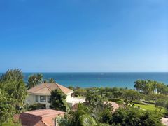 -亚龙湾中心广场