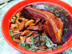 -小龙大肉面馆