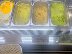 -极拉图·现制冰淇淋(大卫城店)