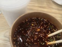 -侯志伟纯手工酸辣粉(荣民时代广场店)