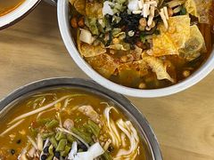 -丽丽三鲜螺蛳粉(田林路店)
