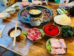 -财二舅火锅招待所