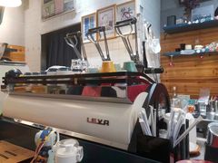 -Be Lived Cafe比例咖啡(摩天轮店)