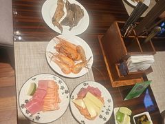 -广州万富希尔顿酒店·感趣自助餐厅·金秋蟹宴生蚝海鲜刺身