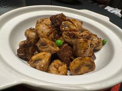 黑胡椒口蘑牛肉粒-半勺·新徽菜(银泰城店)