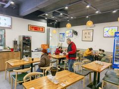 -裕兴记·蟹黄面馆养育巷精选店面馆