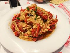 -肥肥虾庄·金牌油焖大虾(汉街SKP店)