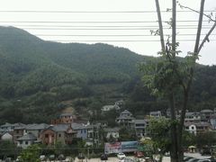 -安吉龙王山峡谷漂流