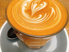 拿铁-RAC BAR(安福路店)