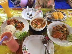 -Jungle Kitchen