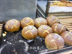 奶昔面包-龙兴·动物奶油生日蛋糕(龙北店)