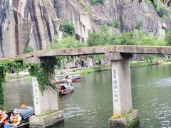 -绍兴东湖风景区