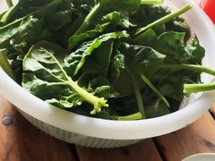 -虹兴砂锅店