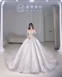 点击看大图 -曼青婚纱礼服馆