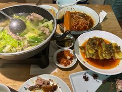 -全牛匠·乐山跷脚牛肉(新中关店)