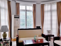 -上海市工艺美术博物馆