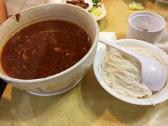 红汤-桥香园云南过桥米线(金马碧鸡店)