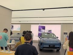 -华为智能生活馆(上海金桥国际商业广场)