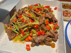 小炒黄牛肉-寻乡迹· 湖南家宴(竹坑店)
