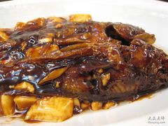 红烧豆腐小黄鱼-玲珑餐厅(陕西南路店)