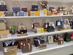 -唯品会(北京国瑞城店)