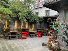 -佬革命主题火锅(玉沙路店)