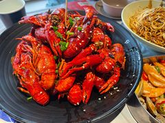 -巴厘龙虾·榜首油焖大虾(音乐学院·沿江酒馆店)