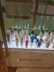 -八佰伴8008星级形象店