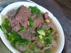 -乐山食古香跷脚牛肉