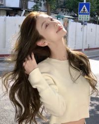 -丝语萱形象