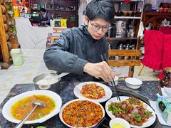 -泸沽肴(泸沽湖大洛水村农村信用社旁店)