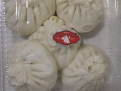 -白玉兰食品甜凤店(合生汇店)
