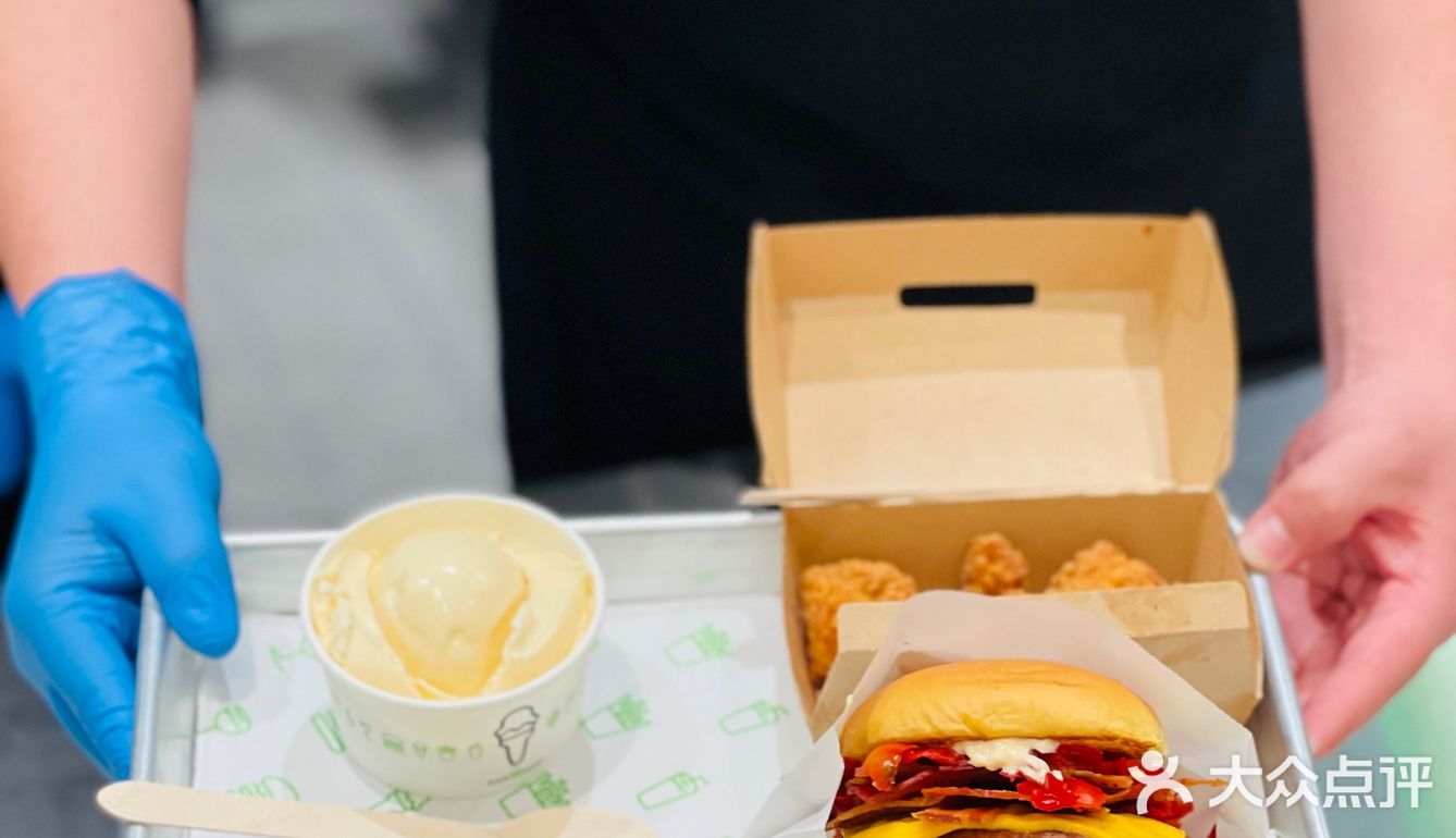 上海第7家Shake Shack 开业啦‼️