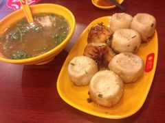 生煎+牛肉粉丝汤-小杨生煎(黄河路店)