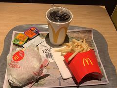 -麦当劳(百荣世贸商城店)